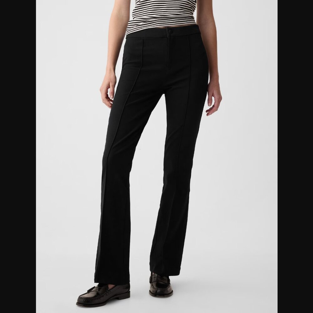 NWT Gap High Rise BiStretch Flare Pants in Black, size 6